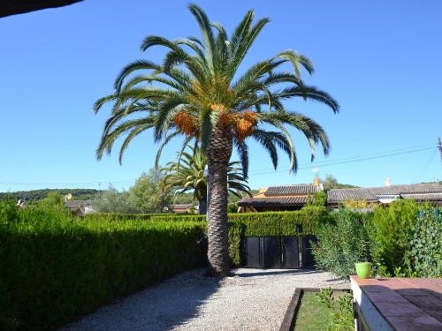 Casa con Jardin Piscina y Terraza a 3 km de la Playa de L'Estartit - ES-323-1 - image 3