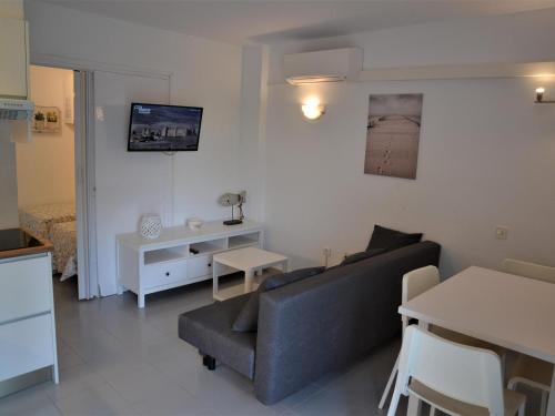 Apartment image 10