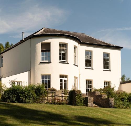 Holyland House - Greenacres Estates, Pembrokeshire