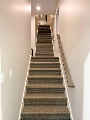 Trendy 2 br Townhouse next to Road America in Plymouth, USA