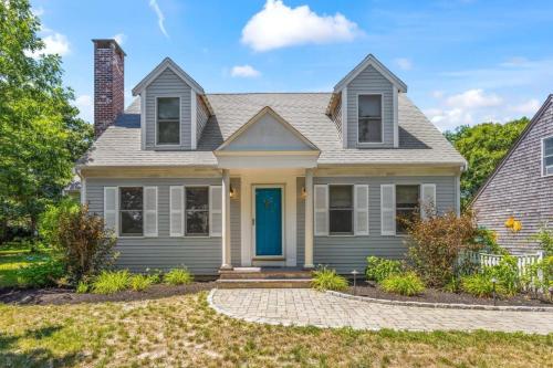 Outdoor entertaining re-imagined Enjoy a new luxury back yard in Eastham (MA)