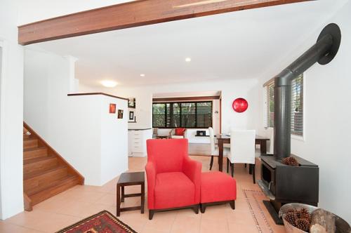 Byron Bay Accom - Alkira 1/32 Alcorn St