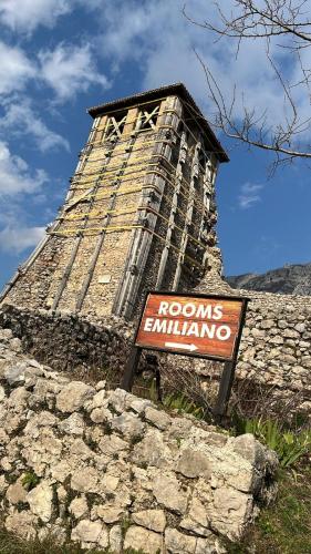 ROOMS EMILIANO Castle of Kruja