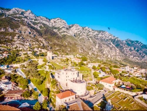 ROOMS EMILIANO Castle of Kruja