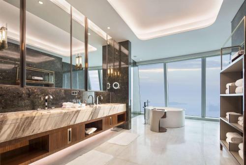Fürdőszoba, Conrad Xiamen near Xiamen Egyetem