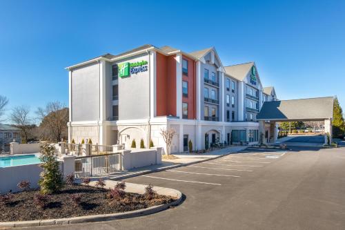 Holiday Inn Express Atlanta West - Theme Park Area, an IHG Hotel