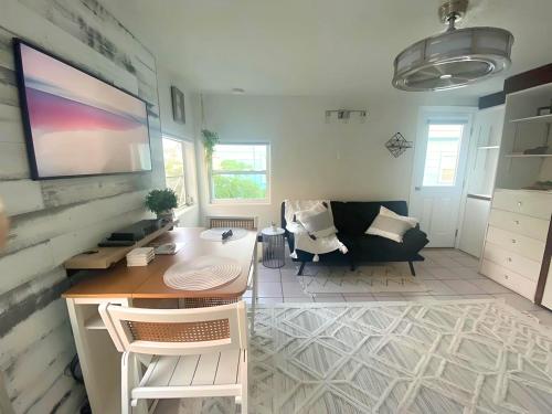 Cute 1940 Boutique Studio condo in Clearwater Beach, USA