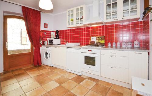 Kitchen, Beautiful Apartment In Les Salles-Du-Gardon in Les Salles-Du-Gardon