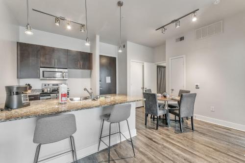 Cs 4201 Uptown 1br, Pool, Gym, Parking in Dallas, USA