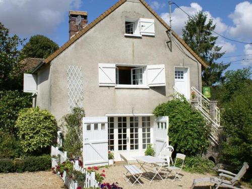 Gîte cosy et rénové à Boissets avec jardin clos, WiFi, proche randonnées et sites touristiques. - FR-1-527-46 gîte à louer Civry-la-Forêt