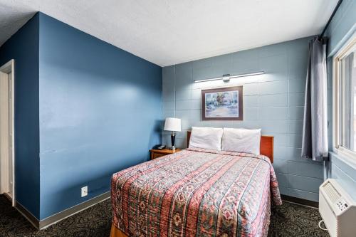 Broadway Inn - image 14