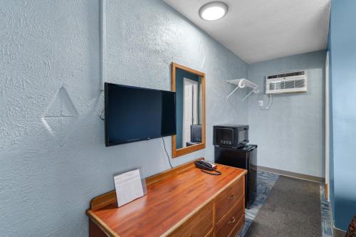 Broadway Inn – Council Bluffs, IA
