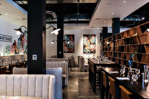 مطعم, سيج ملبورن رينجوود (Sage Melbourne Ringwood) in Mitcham