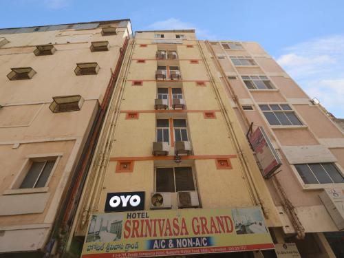 OYO Hotel Srinivasa Grand