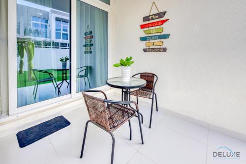 Tranquil 3BR Townhouse at Albizia Damac Hills 2 by Deluxe Holiday Homes, Dubai (photo 5)