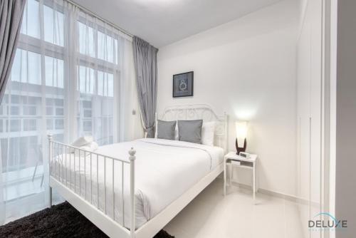 Tranquil 3BR Townhouse at Albizia Damac Hills 2 by Deluxe Holiday Homes, Dubai (photo 10)