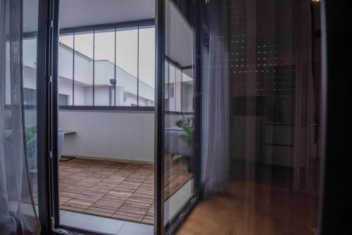 One-Bedroom Apartment image 1