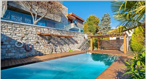 B&B Cademario-Lugano - La Villa with heated pool and amaizing view - Bed and Breakfast Cademario-Lugano
