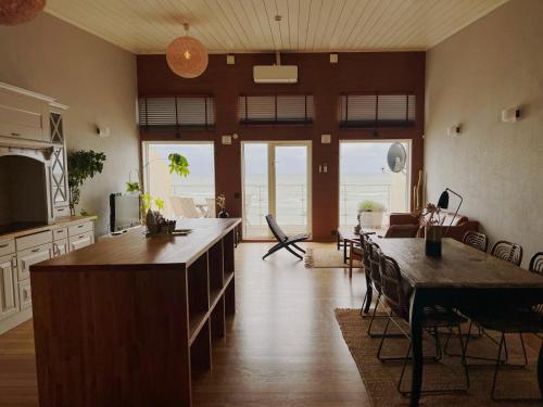 Ocean Hotel in 크놀라베리엣