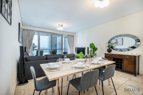 Sophisticated 3BR w/ Assistant’s Room at Al Fattan Marine Towers 2 JBR by Deluxe Holiday Homes, Dubai (photo 9)