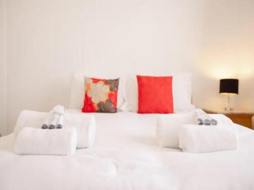 Pass the Keys Spacious 3 Bed Flat Near Kings Cross and Camden - image 11