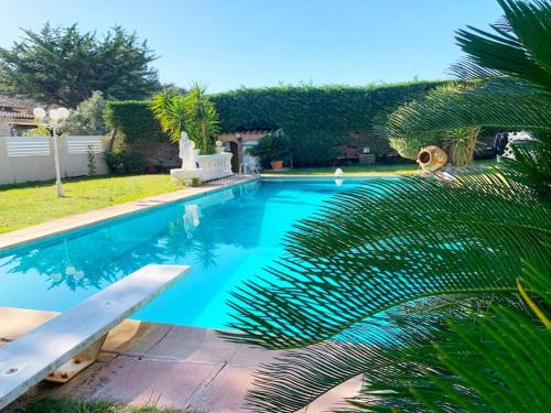 Villa l'Empereur à Sanary, au calme avec piscine - Location, gîte - Sanary-sur-Mer