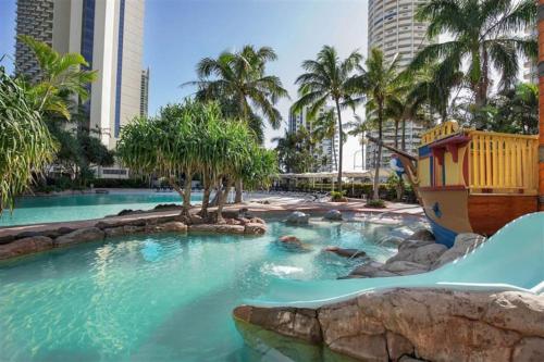 Apartment in Surfers Paradise