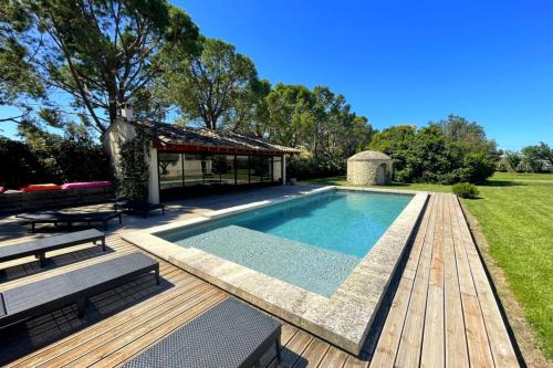 Beautiful contemporary villa swimming pool and large garden - Location, gîte - Berre-l'Étang