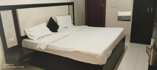 Hotel elite inn agra