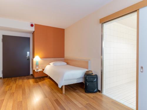 Standard Twin Room - Accessible