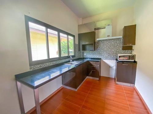 Chaithalay Khanom Resort in Khanom