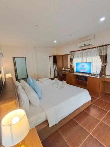 Chaithalay Khanom Resort in Khanom