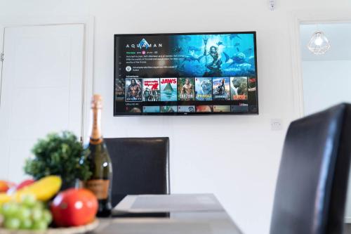 Detached 3 Bedroom House - Gaerden - Parking - Top Rated - Netflix - Wifi - 98C, Birmingham (fotografie 3)