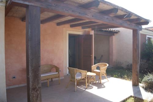 2 bedrooms, 4 beds