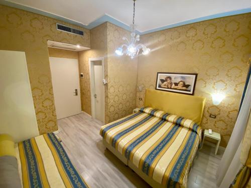 Hotel Bridge - image 3