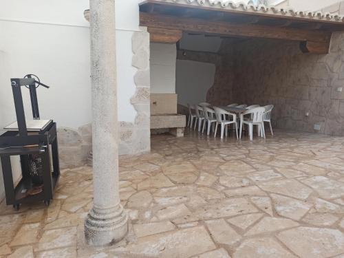 Casa Rural EL ALMEZ in Villarubio