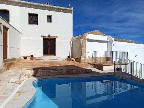 Casa Rural EL ALMEZ in Villarubio