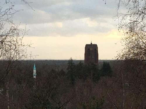 Vier sterren woning met bubbelbad bij bos en meer