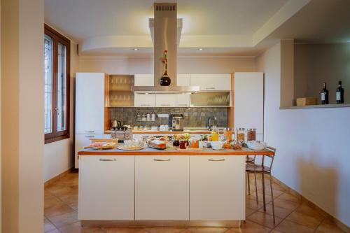 廚房, Bergamo bnb in 塞里奧維拉