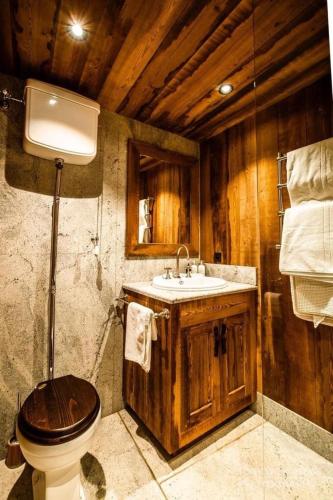 L'Illaz - 4 bedrooms, log fire in Val-d'Isere