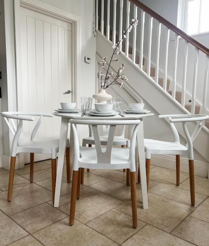 Windsor Mews by Stay Focused SA - image 14