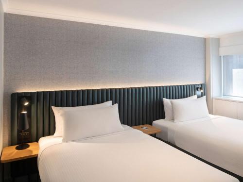 Travelodge Hotel Sydney Wynyard - image 4