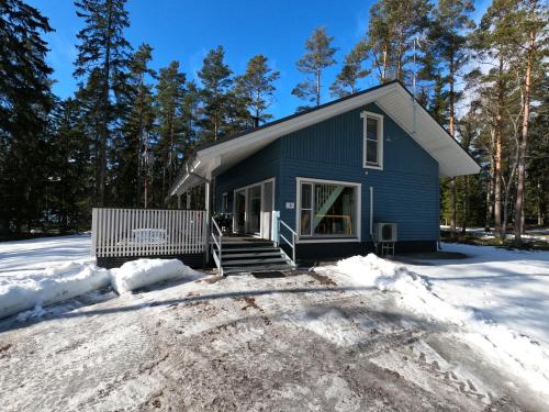 Fishing and holiday village Merikoivula - Accommodation - Uusikaupunki