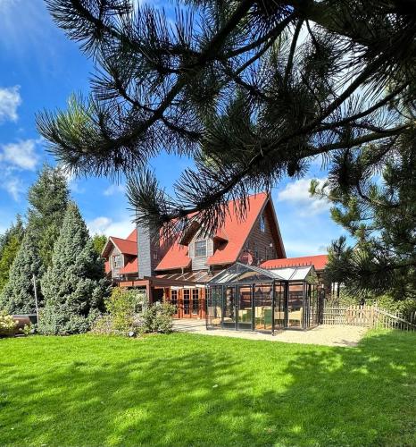 EifelChalet Arduina mit Wintergarten und Saunahaus im Naturpark Hohes Venn- Eifel