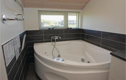 Bathroom, Holiday Home Flovt Havevej Dnmk in Flovt