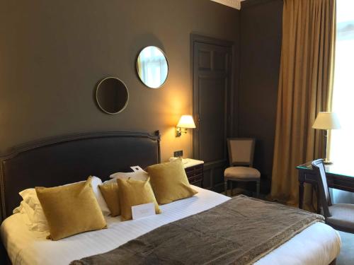 Hotel Carlton - image 13