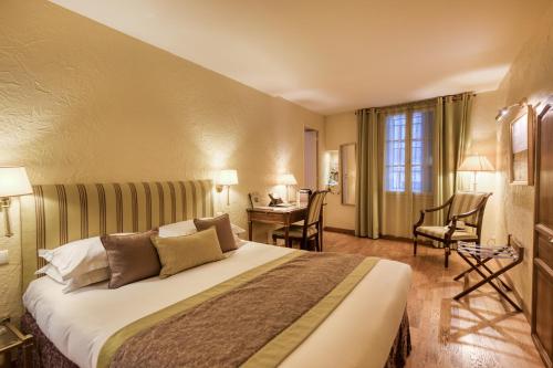 room detail thumbnail 0
