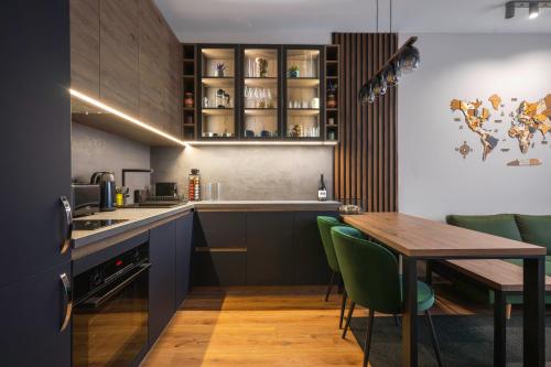 Lux Flat next to Park with working space by Flat Mаnager, Sofia (photo 10)
