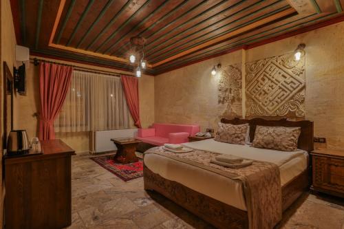 room detail thumbnail 1
