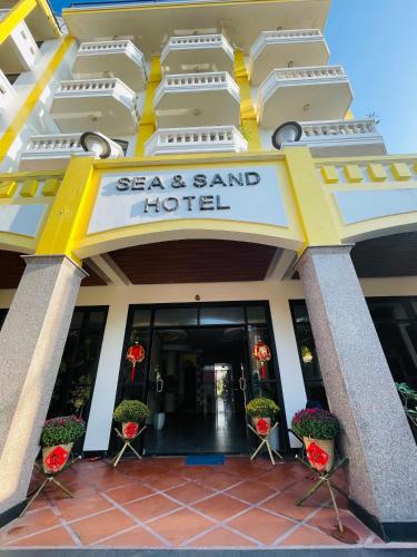 Sea and Sand Hotel, Хойан (фото 8)